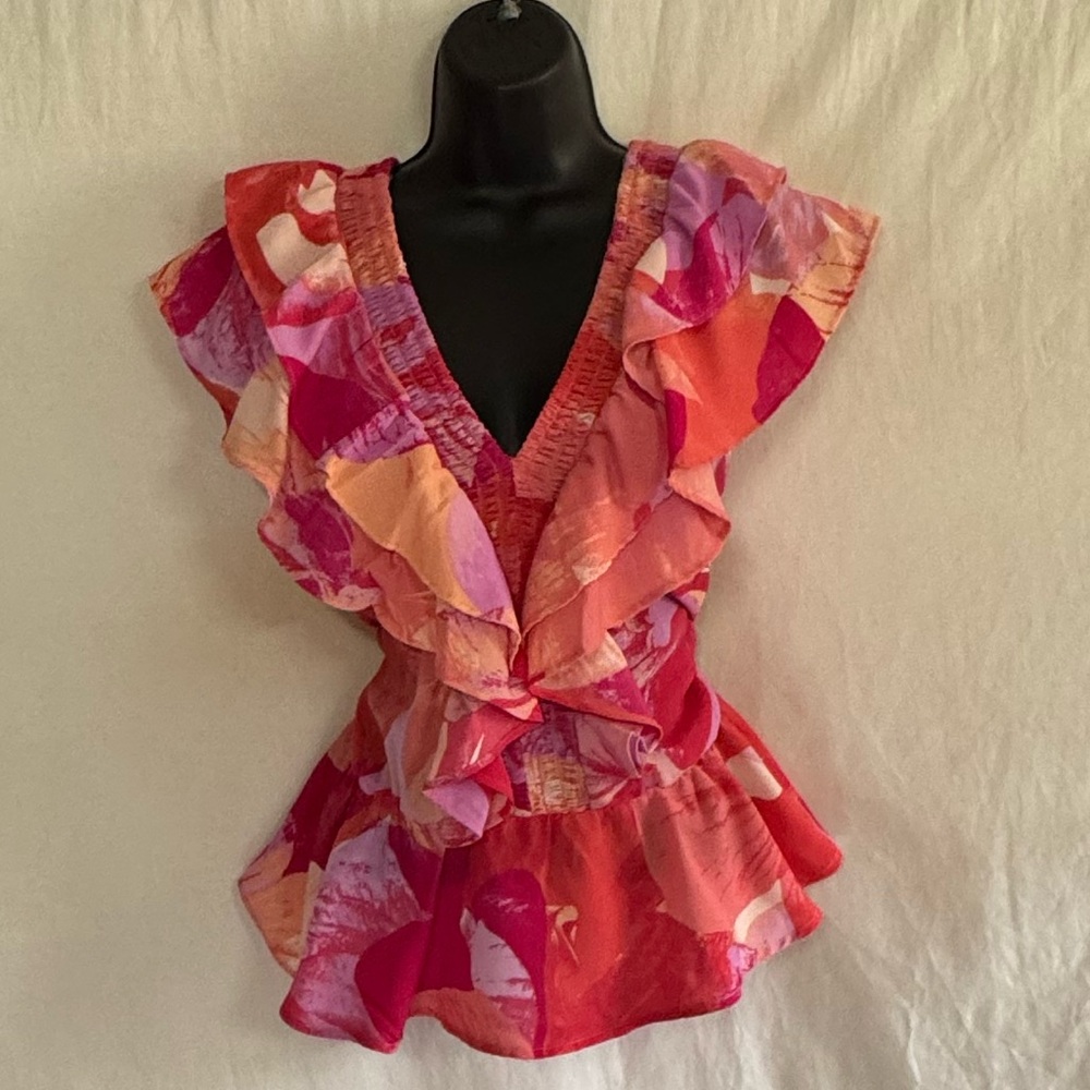 D-61 Sofia Pink & Orange Ruffled Sleeveless Pullover Blouse Size M
